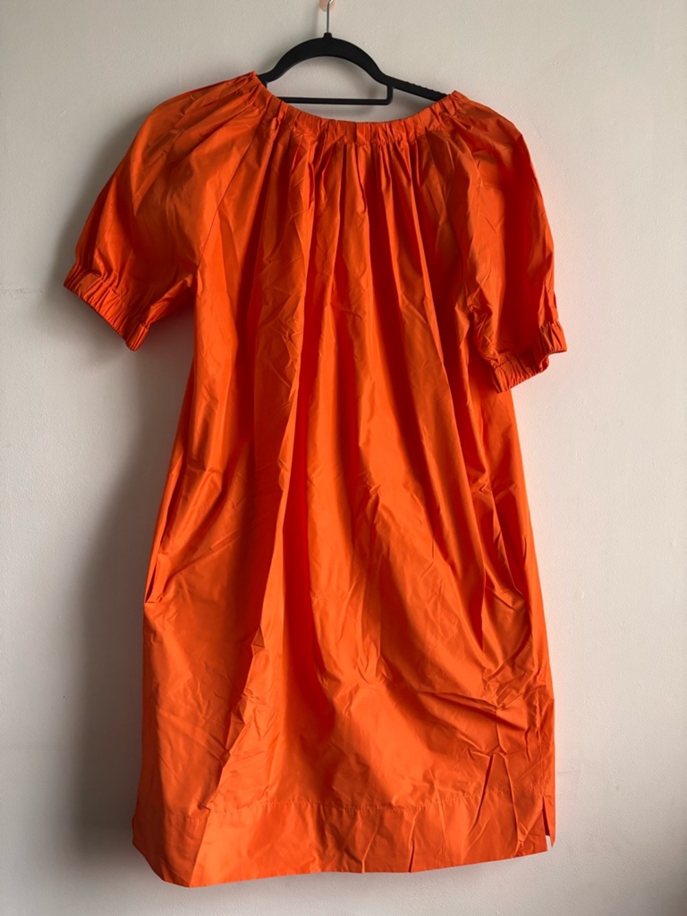 Bright Orange Puff-Sleeve Casual Dress